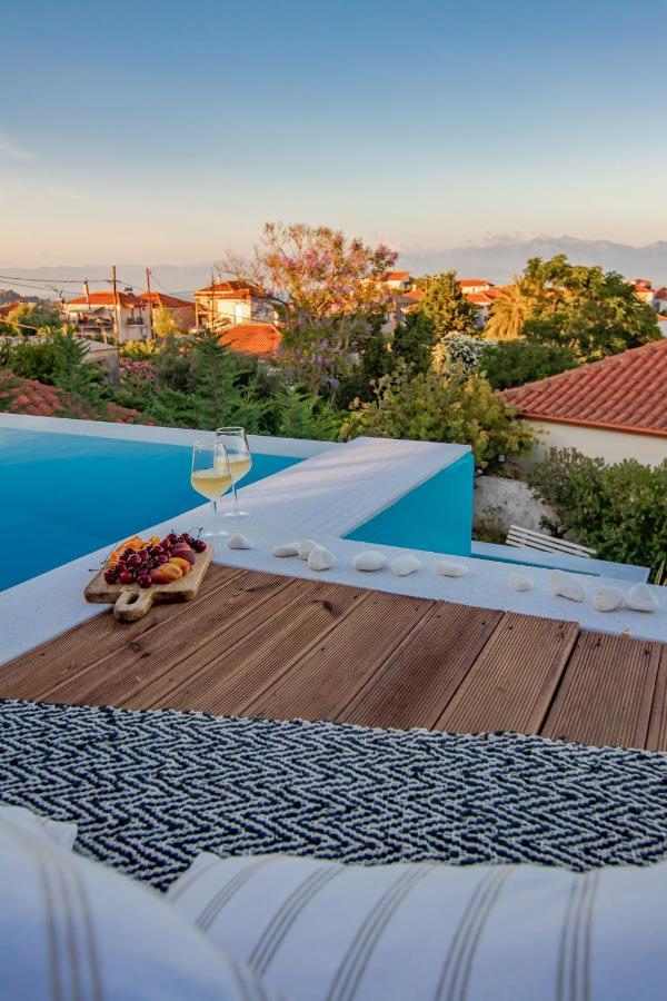 Georgianna'S Suite With Private Pool , 'Blank Suite' Charokopio Zewnętrze zdjęcie