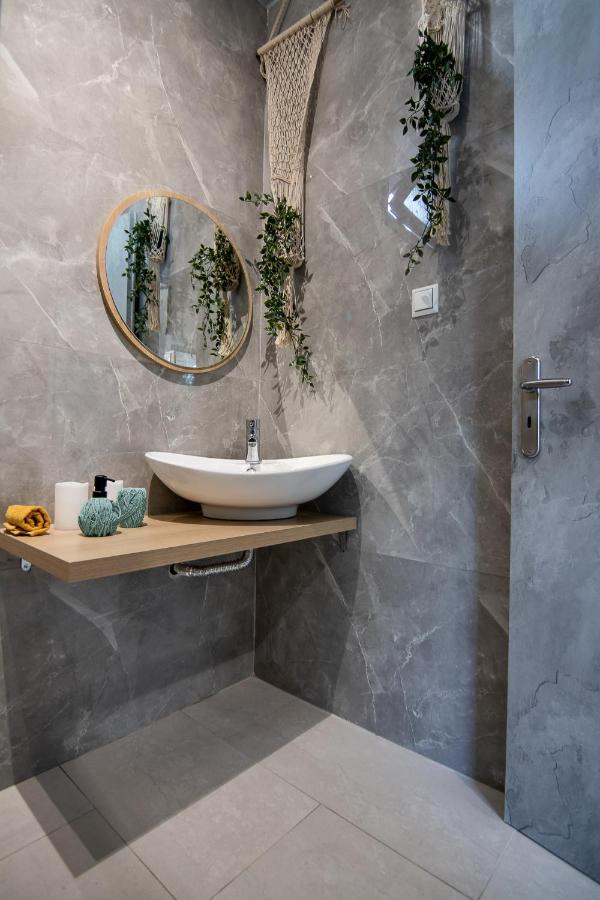 Georgianna'S Suite With Private Pool , 'Blank Suite' Charokopio Zewnętrze zdjęcie